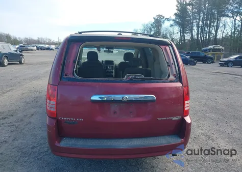 2010 Chrysler Town & Country New Lx из США, поврежденный, VIN 2A4RR2D13AR375118